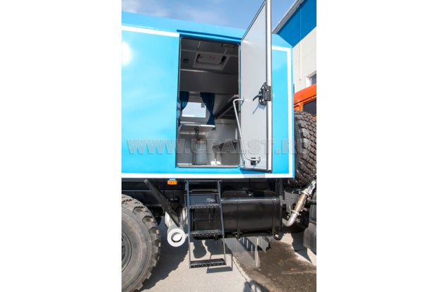 Выдвижная лестница