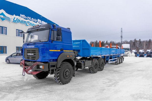 Полуприцеп контейнеровоз ППК 40-32-12КБ УСТ 9465 ССУ 1500