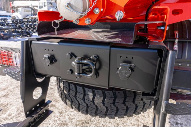 Заднее сцепное устройство