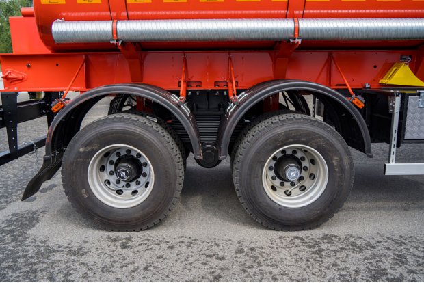 Оси полуприцепа