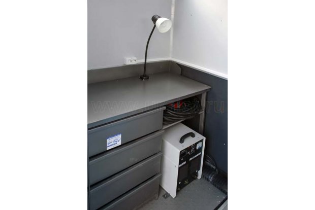 Фургон Камаз АРОК с КМУ