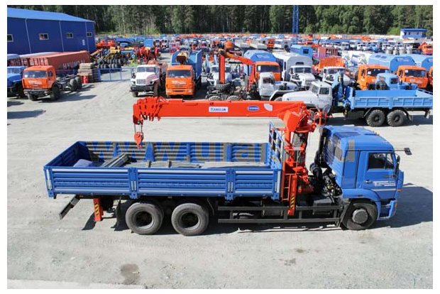 Бортовой Камаз с КМУ Kanglim KS-2056