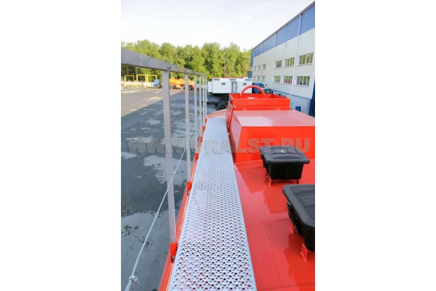 Площадка обслуживания цистерны