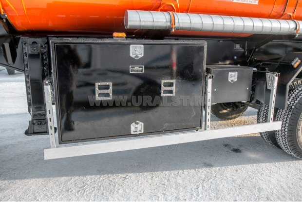 Боковая защита