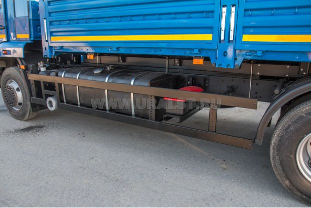 Боковая защита