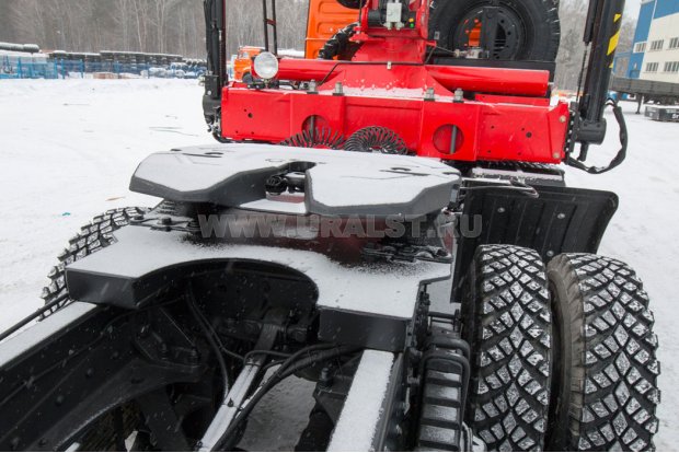 Седельно сцепное устройство