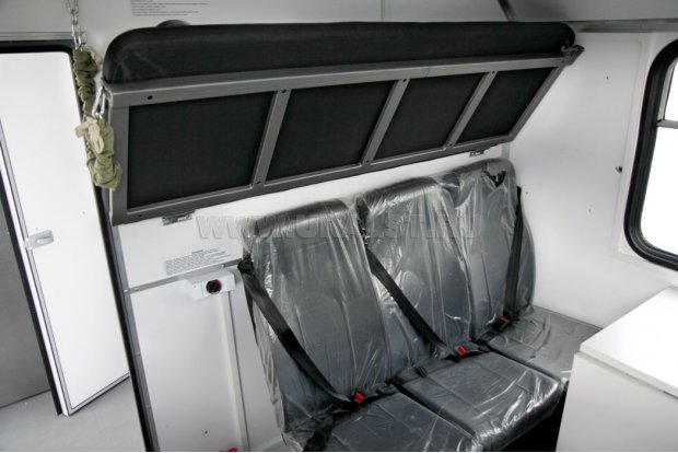 Откидная полка