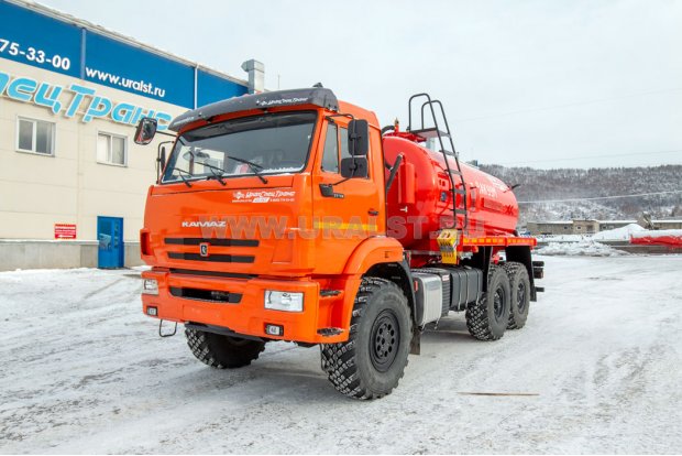 Автоцистерна вакуумная МВ-10 КО УСТ 5453 Камаз 43118-50, ревизионный люк
