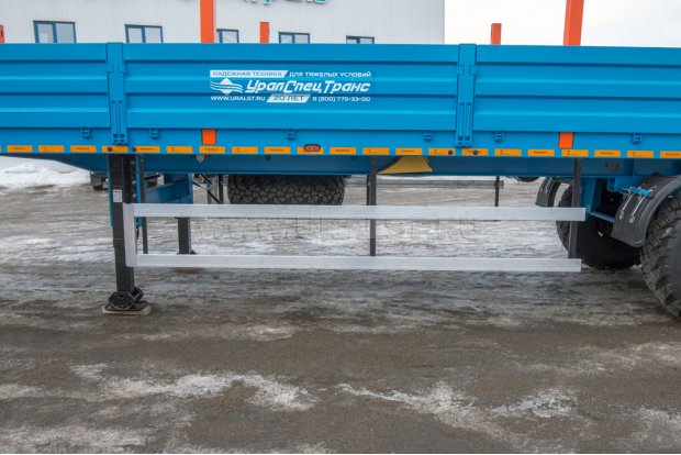 Боковая защита