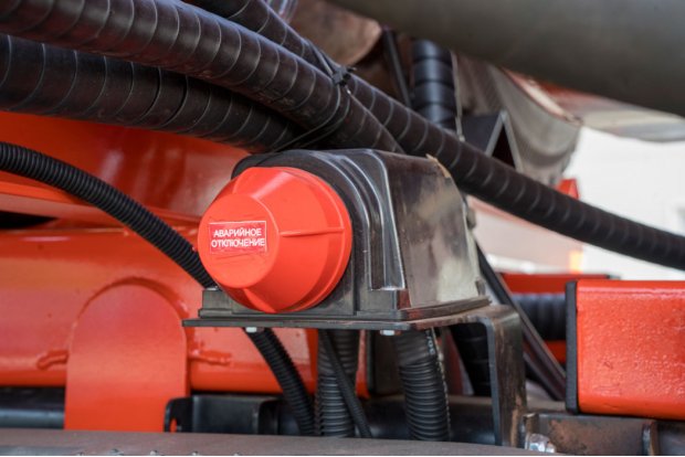 Наружная кнопка отключения массы IP65