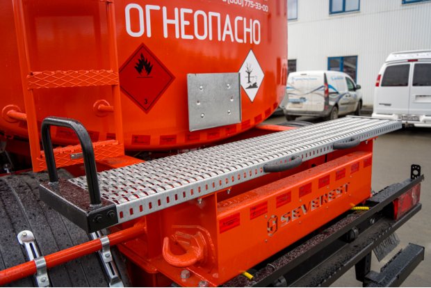 Площадка обслуживания цистерны