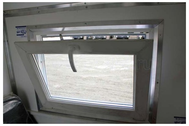 Автофургон с КМУ