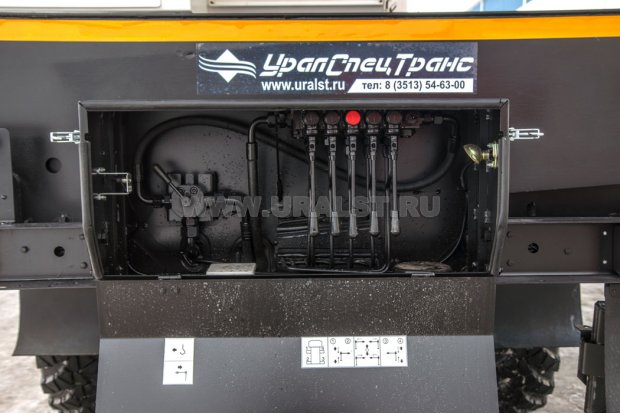 Пульт управления опорами