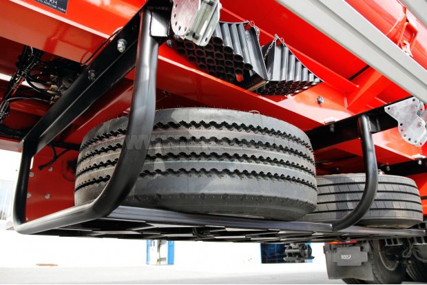 Корзина для размещения запасных колес