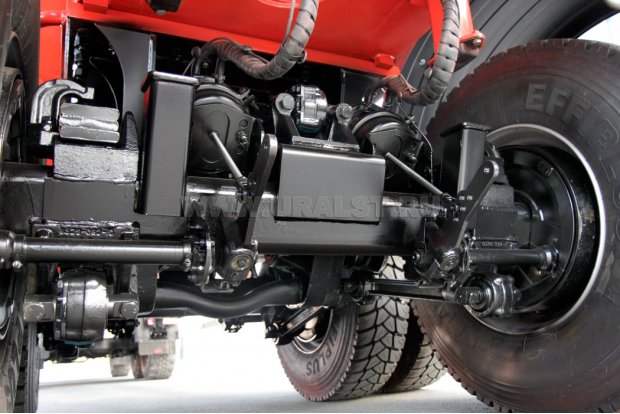 Подвеска полуприцепа цистерны