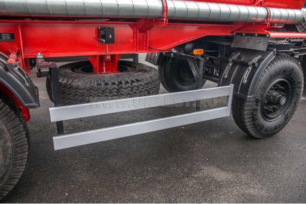 Боковая защита