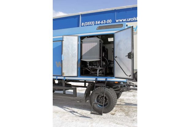 Прицеп-фургон. Генераторный отсек