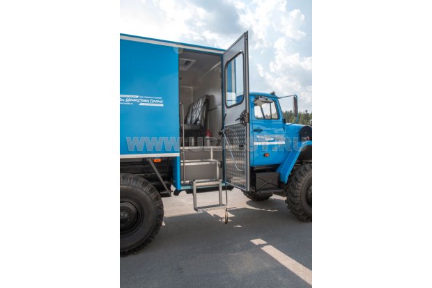 Откидная лестница