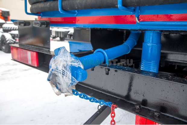 АЦ-32 Урал 4320Е5