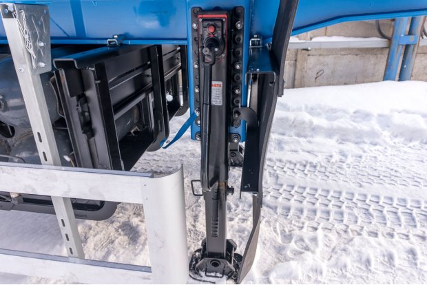 Опорное устройство