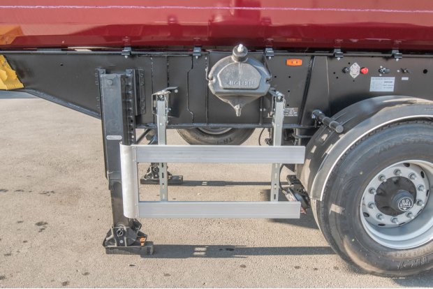 Боковая защита