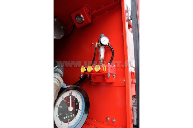 Блок пневмоуправления донными клапанами АТЗ-12-2Б