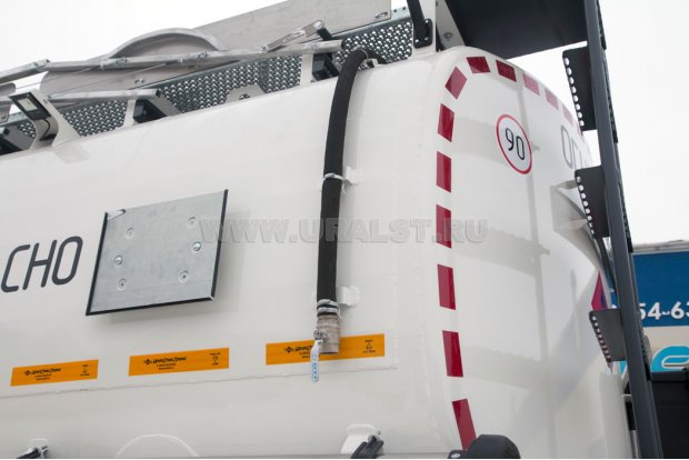 Слив из экологического короба