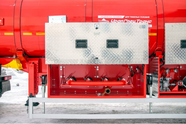 Отсек системы раздачи топлива