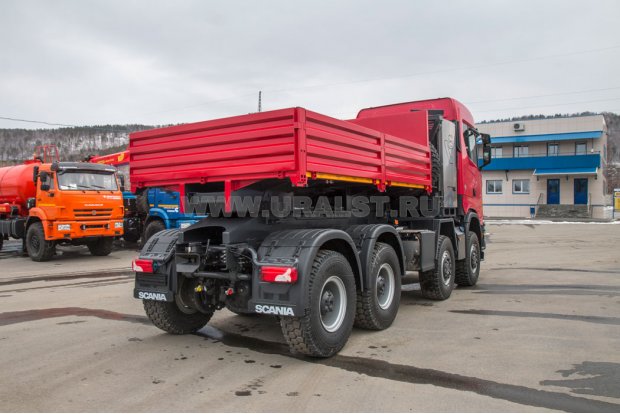 Седельный тягач SCANIA 8х8