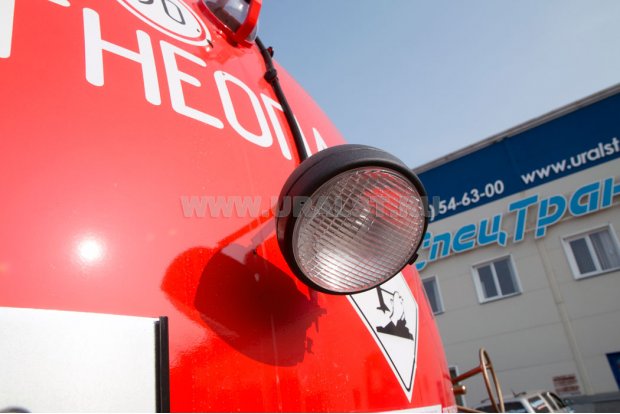 Фара-прожектор