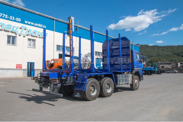 Сортиментовоз VOLVO FM-TRUCK 