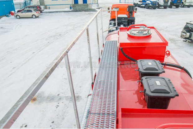 Площадка обслуживания цистерны