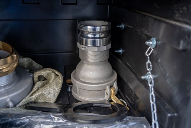 Переходник к компенсационному клапану