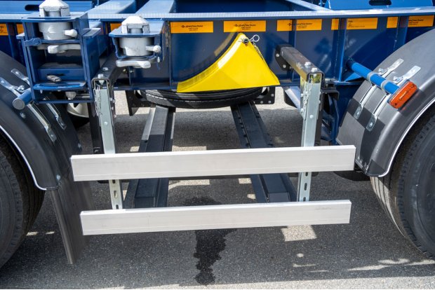 Боковая защита