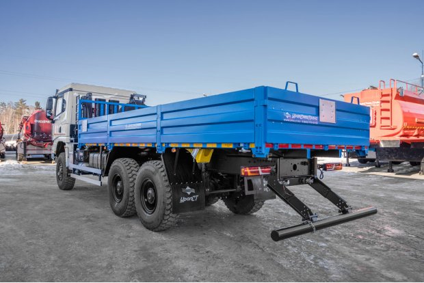 Бортовой контейнеровоз УСТ 5453 SHACMAN SX32586V385 6х6, база 4575мм, ДОПОГ