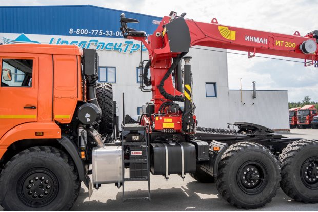 Колонна КМУ