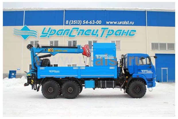 Камаз бортовой с краном манипулятором  и кузовом-фургоном