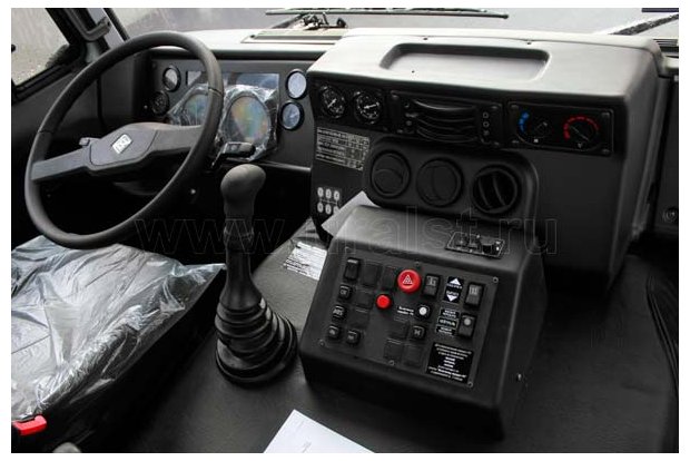 Кабина вахтового автобуса Урал 32552