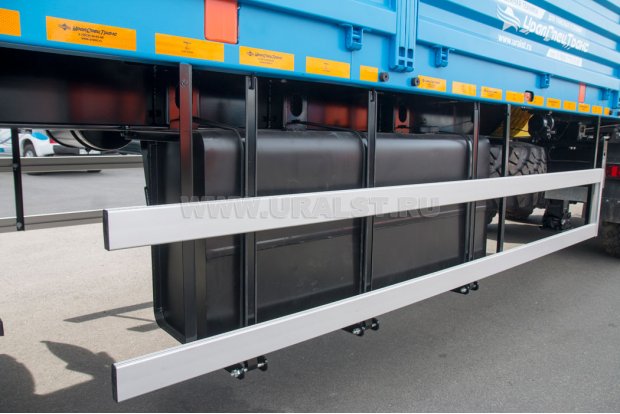 Топливный бак для рамных полуприцепов