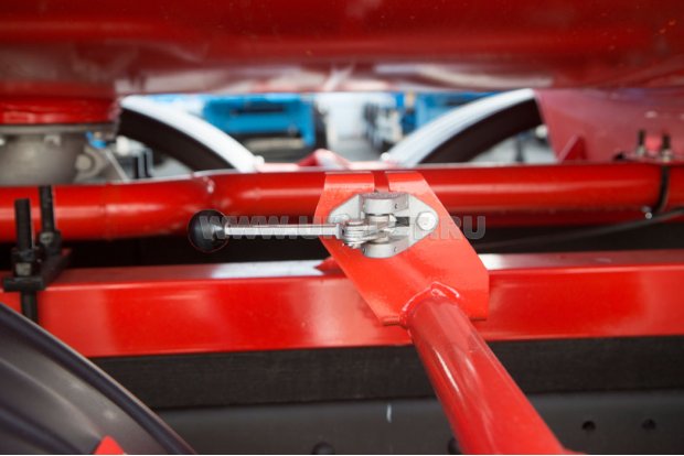 Рычаг управления донным клапаном