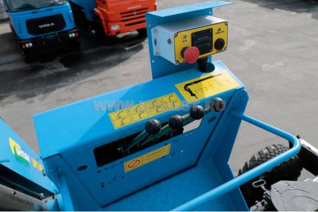 Рычаги управления аутригерами