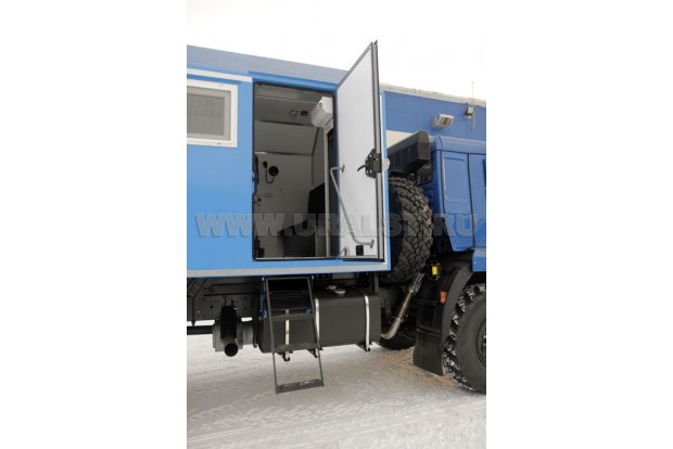 Выдвижная лестница