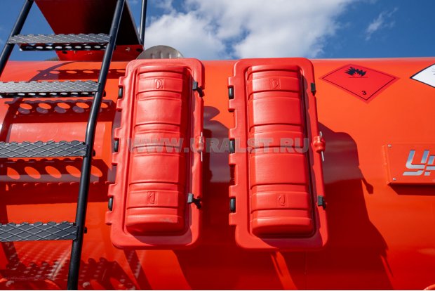 Пеналы для огнетушителя