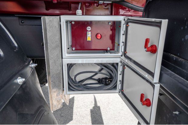 Обогрев емкости от ТЭНов (220Вт)