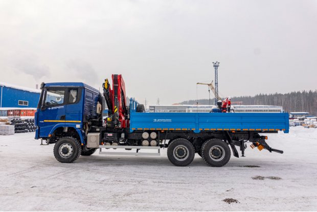 Бортовой автомобиль, УСТ 5453 с КМУ ИМ-320 SHACMAN (ШАКМАН) SX32586V385 (6х6) КБ 4575