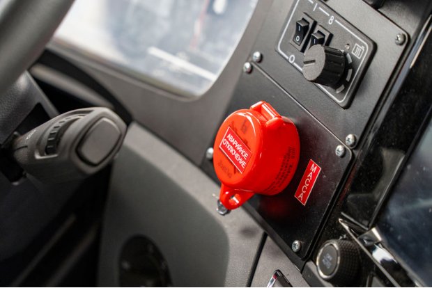 Кнопка дистанционного выключения аккумуляторов по ДОПОГ