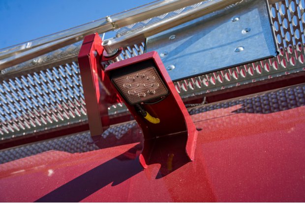 Фонарь освещения рабочей зоны над ящиком СРТ