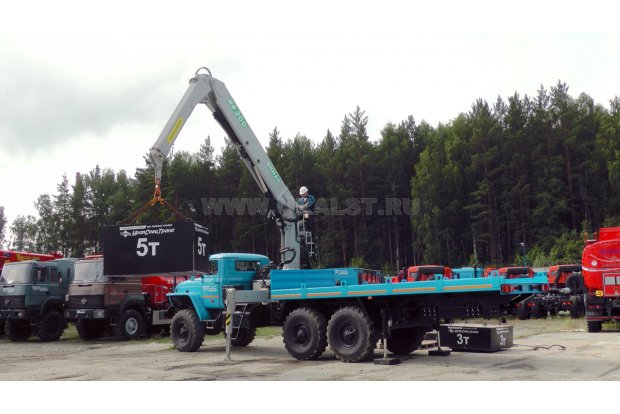 АТЭ-6 (автомобиль-площадка) с КМУ ИФ-300С на шасси Урал 4320-72М