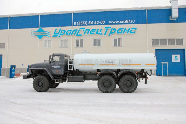 Автоцистерна для пищевых жидкостей АЦПТ-9,5 на шасси Урал
