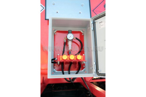 Блок пневмоуправления донными клапанами АЦ-20-2